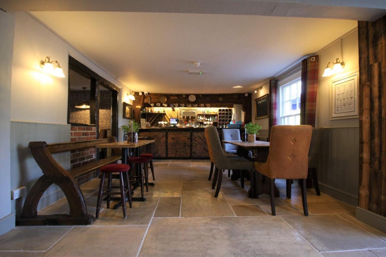מלון ניוברי The Carpenters Arms מראה חיצוני תמונה